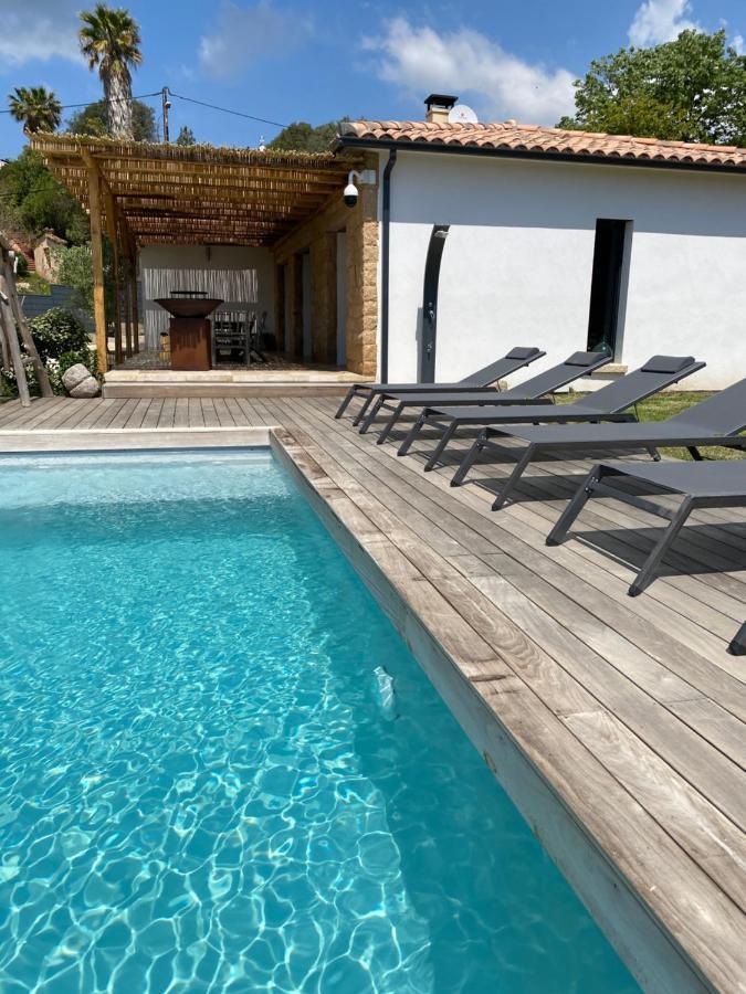Villa de charme avec piscine à Ajaccio Alata Exterior foto